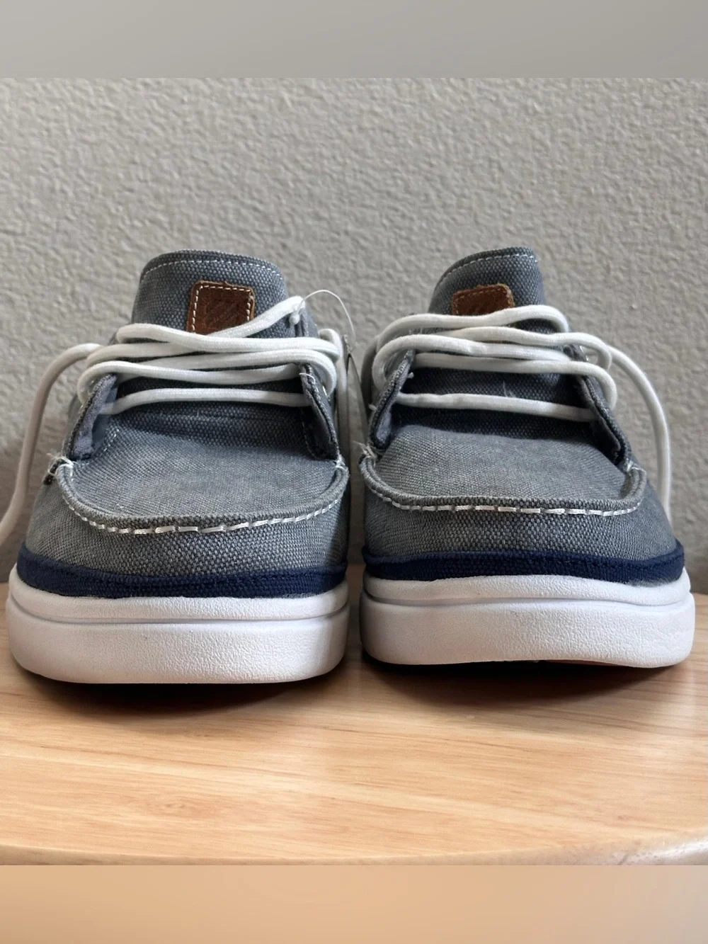 NWOT. West Marine Men's Gray Canvas Boat Shoes Size 11.5